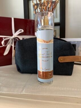 Sabrina Carpenter Sweet Tooth Body Mist - Light Blue